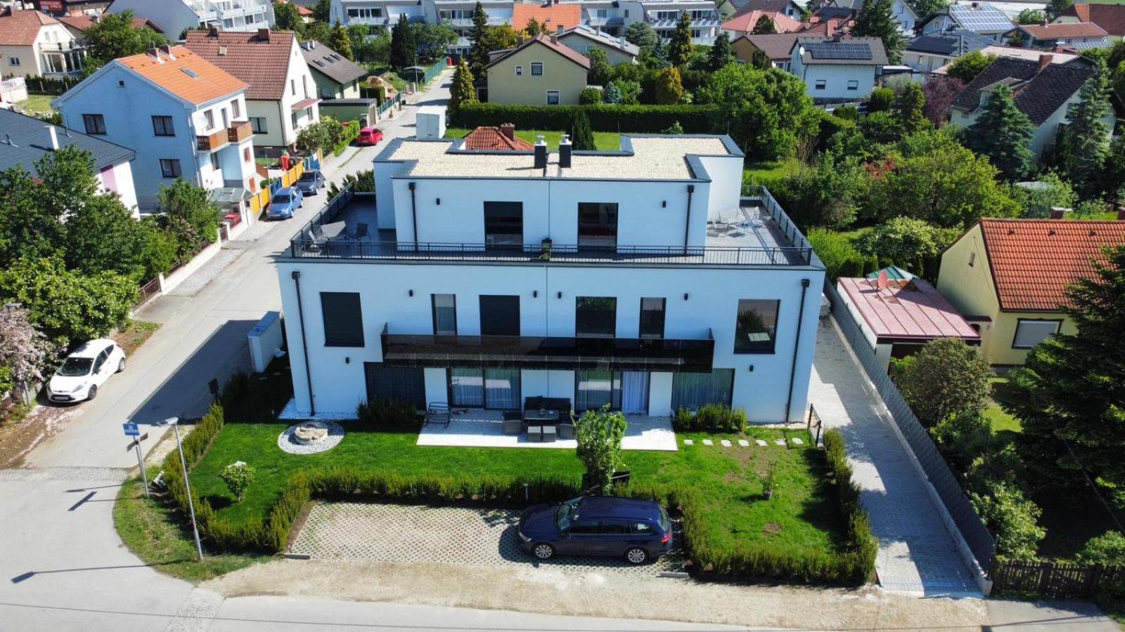 Weisses Haus Daire Gerasdorf bei Wien Dış mekan fotoğraf