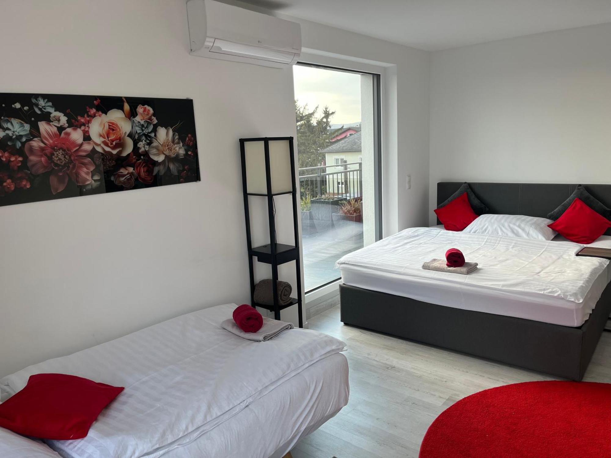 Weisses Haus Daire Gerasdorf bei Wien Dış mekan fotoğraf