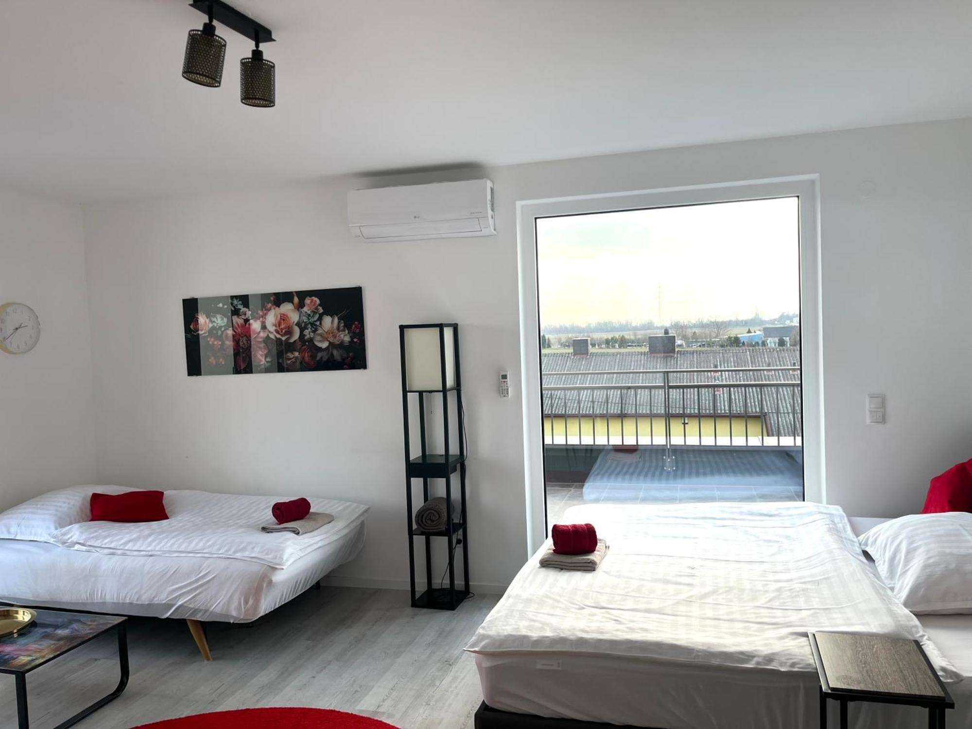 Weisses Haus Daire Gerasdorf bei Wien Dış mekan fotoğraf